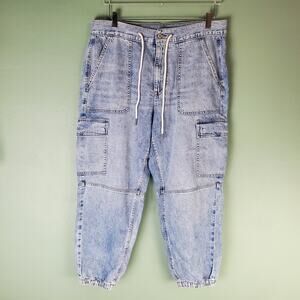 American Eagle Womens Light Wash Drawstring Cargo Jogger Jeans Size 14 Short